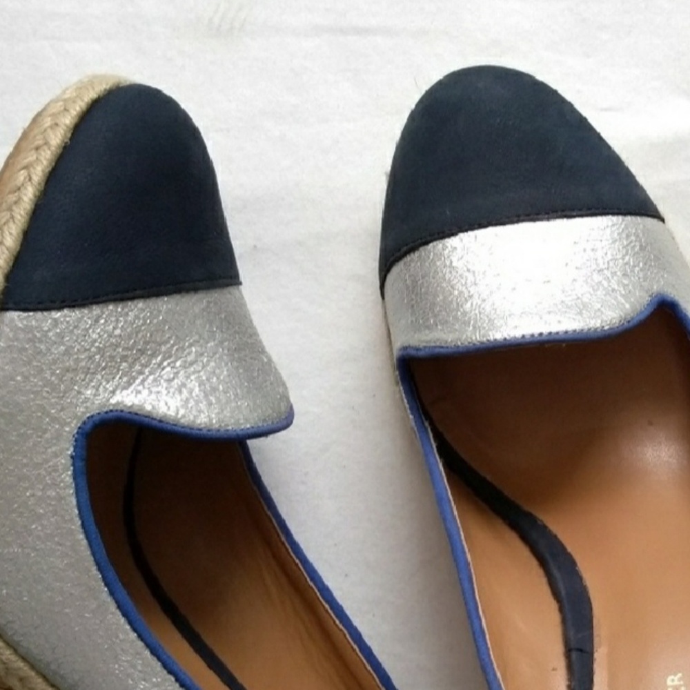 Shoes - Picture 3 of 4
